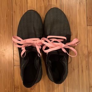 Black/gray adidas sneakers